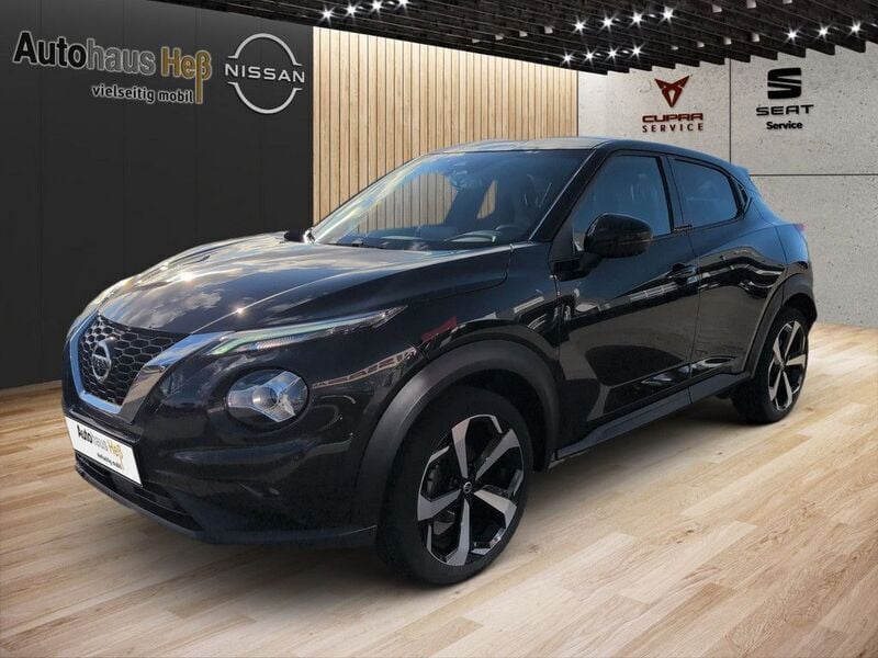 Black (m) Gebraucht 2020 Nissan Juke Tekna SUV | 15.490 € (Teuer) - Bild 1/4
