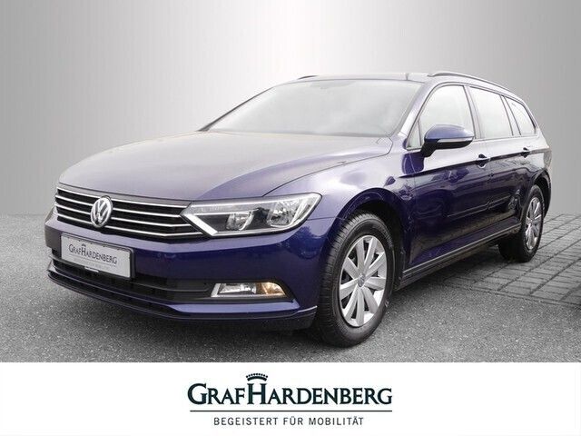 Gebraucht VW Passat Trendline 150 PS (110 kW) 2019 Blau Kombi