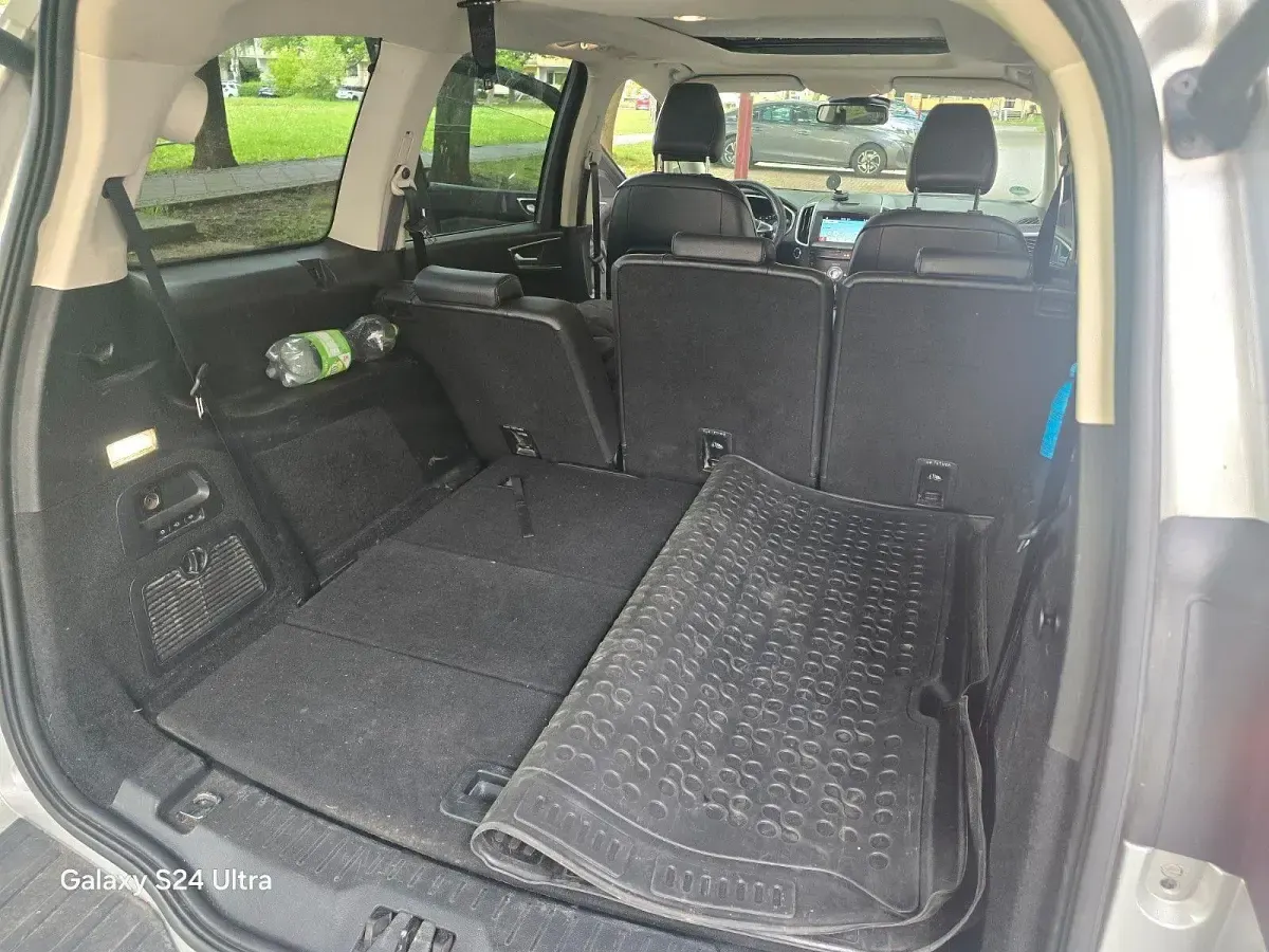 Używany Ford Galaxy Titanium 209 KM (153 kW) 2017 Szary Minivan