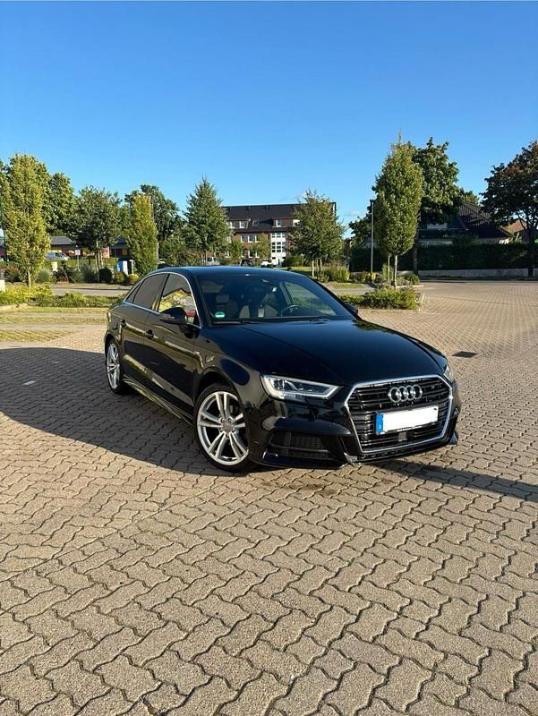Schwarz Gebraucht 2019 Audi A3 S-Line Limousine | 21.300 € (Fairer Preis) - Bild 1/4
