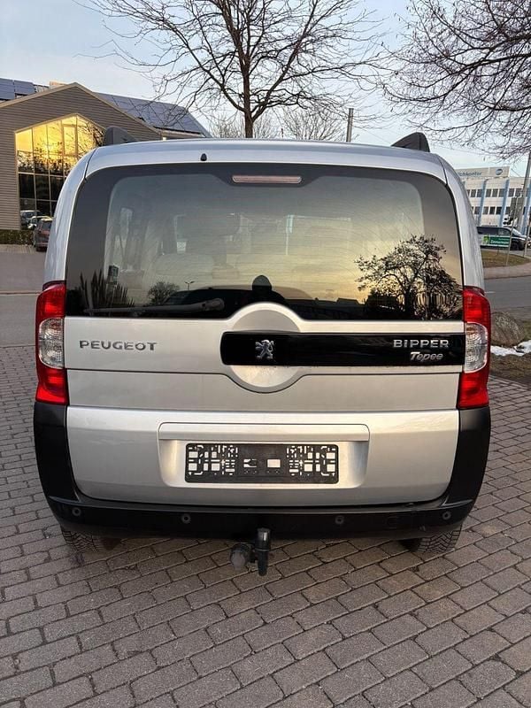 Gebraucht Peugeot TePee Outdoor 73 PS (53 kW) 2010 Grau Kombi