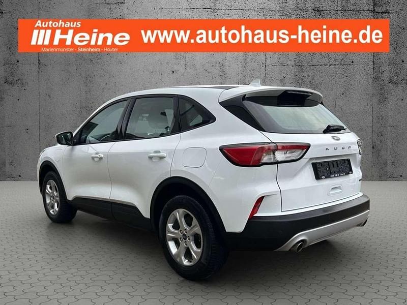 Gebraucht Ford Kuga 224 PS (164 kW) 2022 Frozen white SUV