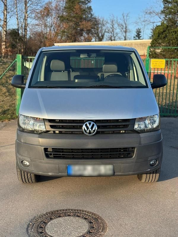 Gebraucht VW Transporter 140 PS (102 kW) 2010 Silber Van