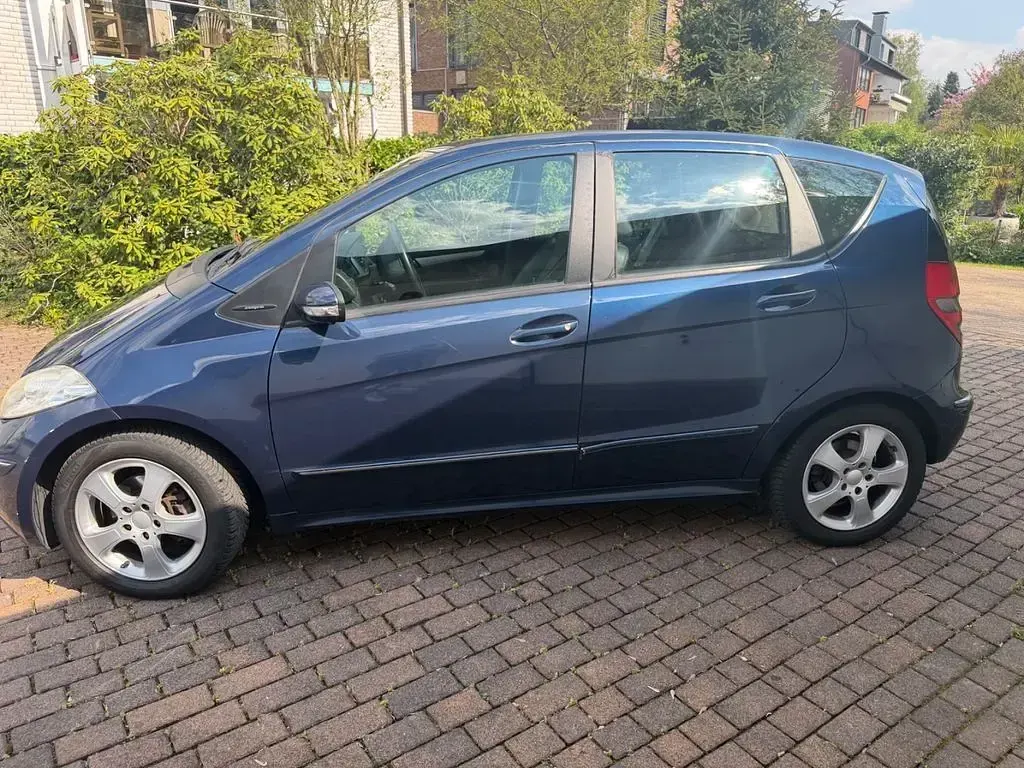 Gebraucht Mercedes A170 Avantgarde 116 PS (85 kW) 2006 Blau Van / Kleinbus