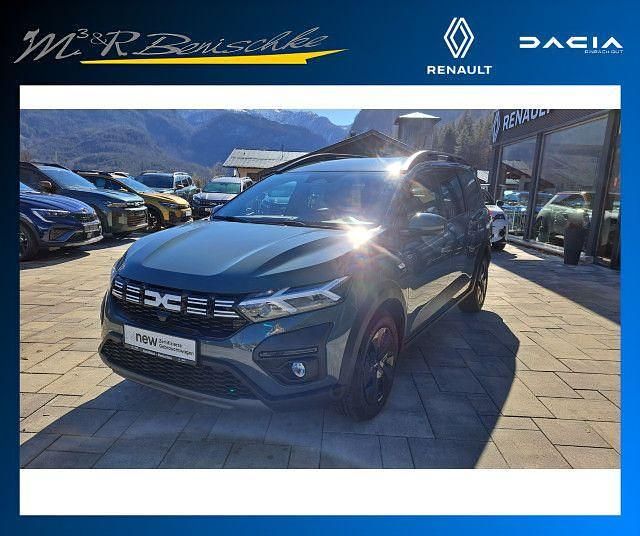 Gebraucht Dacia Jogger Expression 110 PS (80 kW) 2025 Safarigrünmetallic Van / Kleinbus