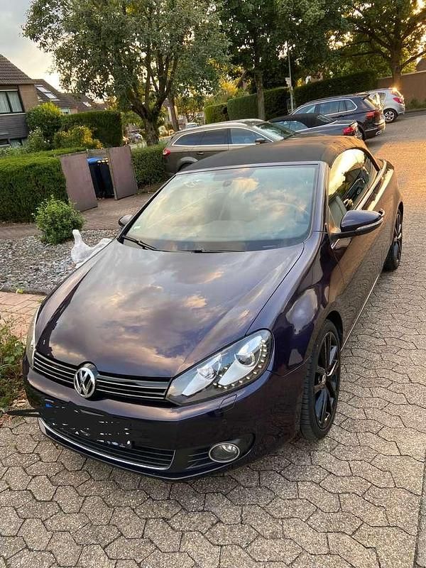 Violett Gebraucht 2012 VW Golf Cabriolet Exclusive Cabrio | 6.350 € (Superpreis) - Bild 1/4