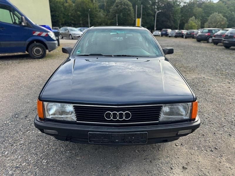 Schwarz Gebraucht 1989 Audi 100 Basis Limousine | 3.999 € - Bild 1/4