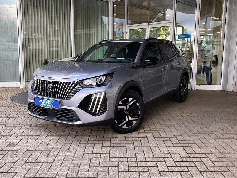 Silber Gebraucht 2023 Peugeot 2008 Allure SUV | 22.890 € (Fairer Preis) - Bild 1/4