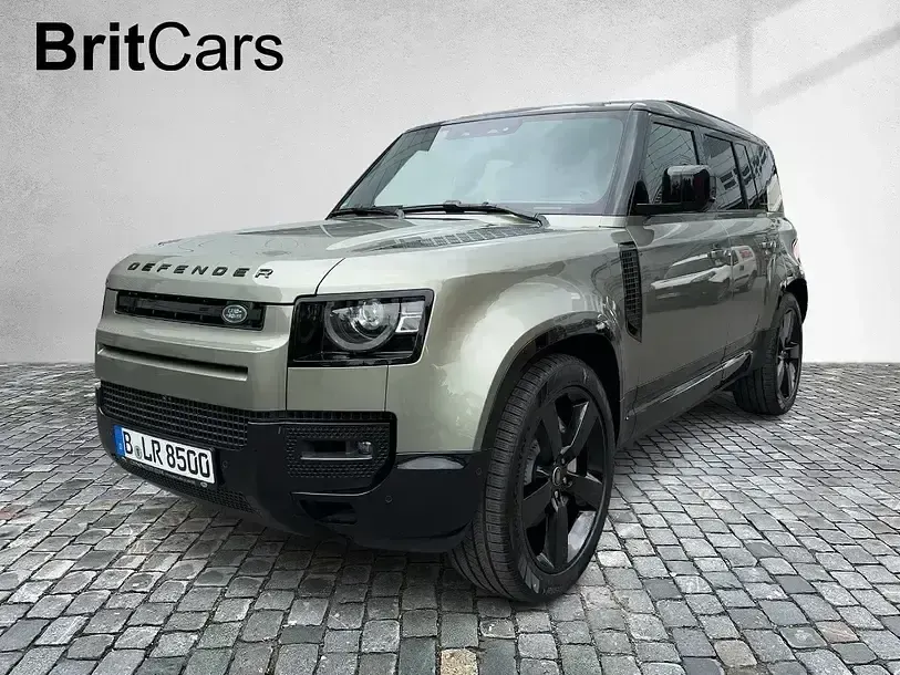 Gebraucht Land Rover Defender HSE Dynamic 300 PS (220 kW) 2025 Pangea green SUV