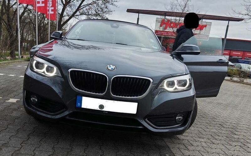 Grau Gebraucht 2018 BMW 218 Cabrio | 20.300 € (Guter Preis) - Bild 1/4