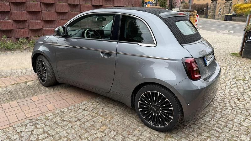 Gebraucht Fiat 500e La Prima 86 kW (118 PS) 2022 Grau Cabrio