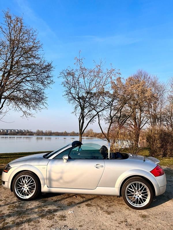 Gebraucht Audi TT Roadster 180 PS (132 kW) 2000 Silber Cabrio