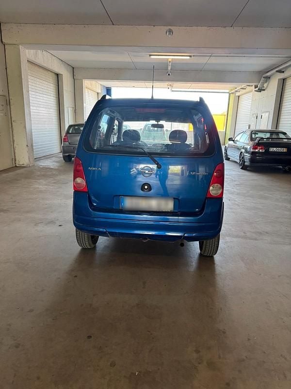 Second-hand Opel Agila 80 CP (58 kW) 2006 Albastru Hatchback