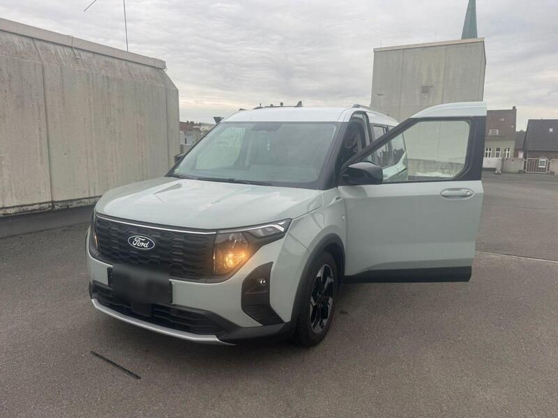 Grau Gebraucht 2024 Ford Tourneo Courier Active Van / Kleinbus | 22.500 € (Superpreis) - Bild 1/1