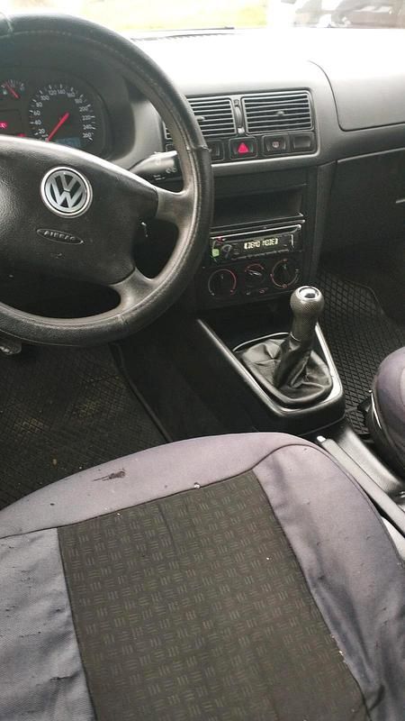 Gebraucht VW Golf IV 101 PS (74 kW) 2002 Limousine