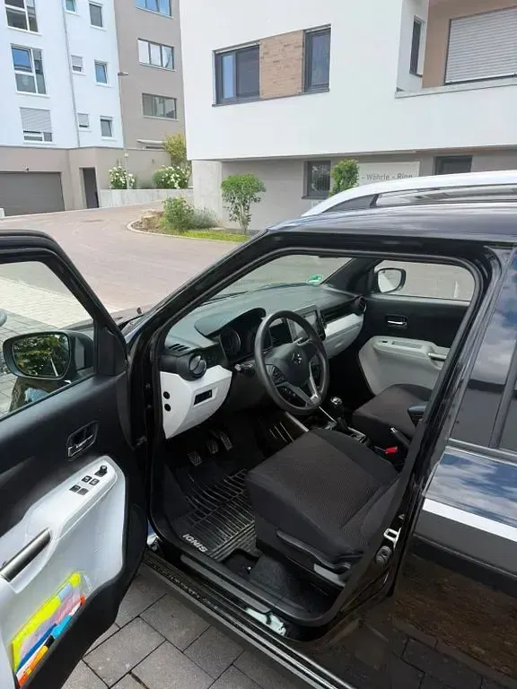Gebraucht Suzuki Ignis Comfort 90 PS (66 kW) 2018 Schwarz SUV
