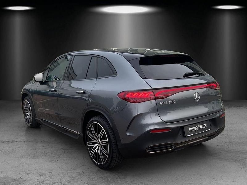 Gebraucht Mercedes EQE300 Premium 180 kW (245 PS) 2024 Grau SUV