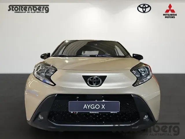 Neu Toyota Aygo X 72 PS (52 kW) 2025 Ginger beige / night sky blackmetallic / night sky SUV