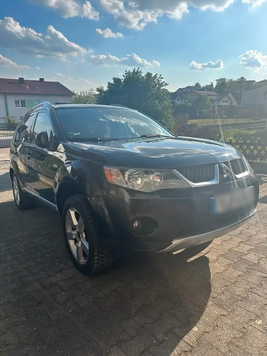 Gebraucht Mitsubishi Outlander 150 PS (110 kW) 2007 Schwarz SUV