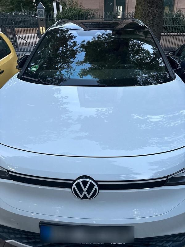 Weiß Gebraucht 2021 VW ID.4 Pro SUV | 24.900 € (Superpreis) - Bild 1/4