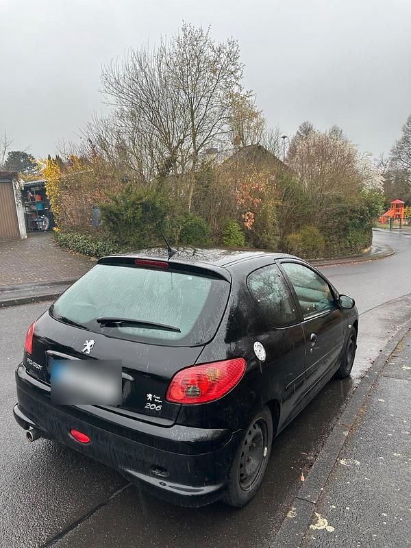 Gebraucht Peugeot 206 75 PS (55 kW) 2008 Limousine