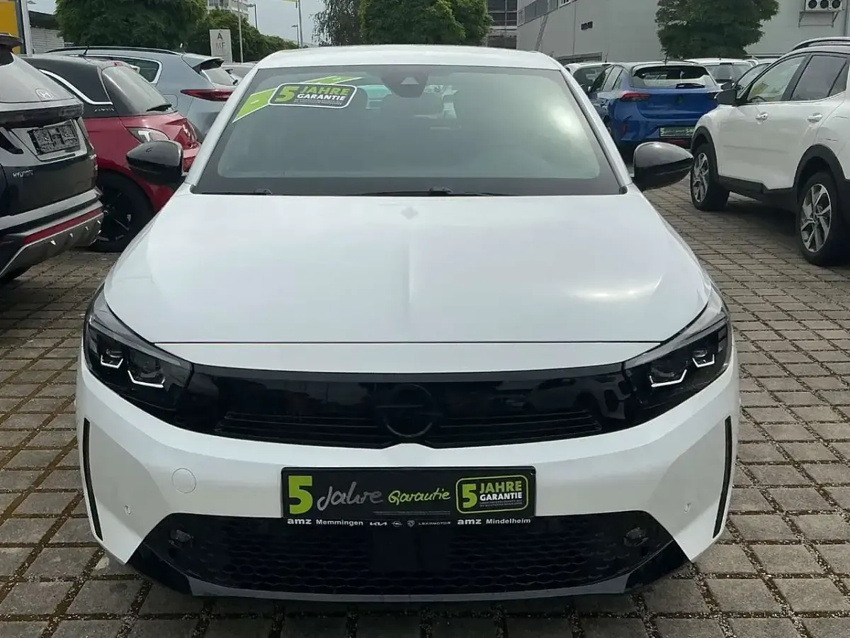 Gebraucht Opel Corsa 101 PS (74 kW) 2025 Lack weiss Kleinwagen