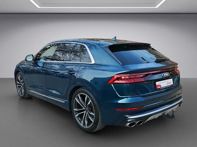 Gebraucht Audi SQ8 Ambiente 507 PS (372 kW) 2022 Galaxisblau SUV