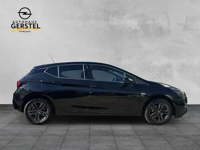 Gebraucht Opel Astra Edition 146 PS (107 kW) 2020 Schwarz Limousine