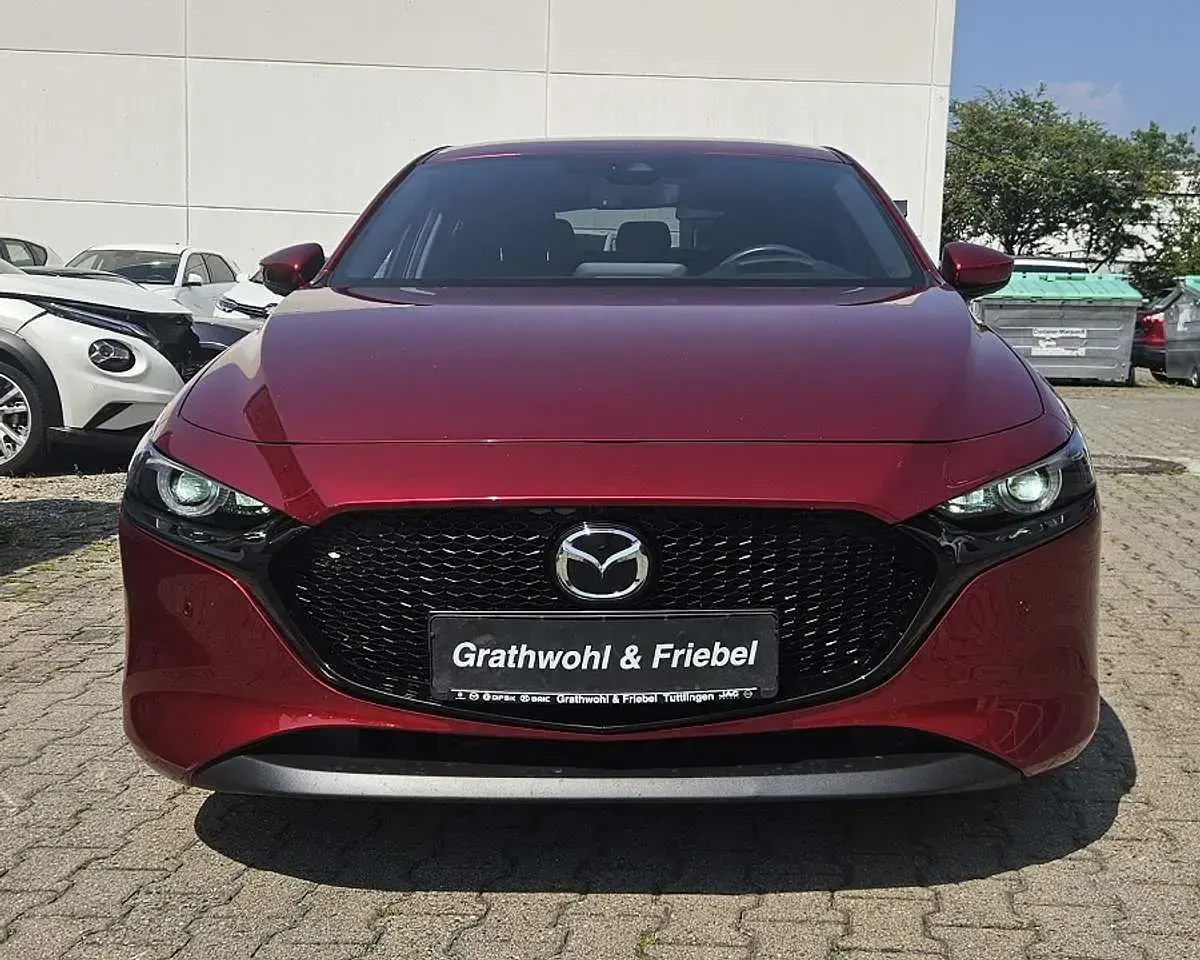 Gebraucht Mazda 3 Selection 122 PS (89 kW) 2021 Magmarot Limousine