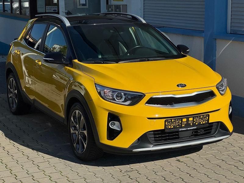Gelb Gebraucht 2020 Kia Stonic Vision SUV | 14.900 € (Guter Preis) - Bild 1/4