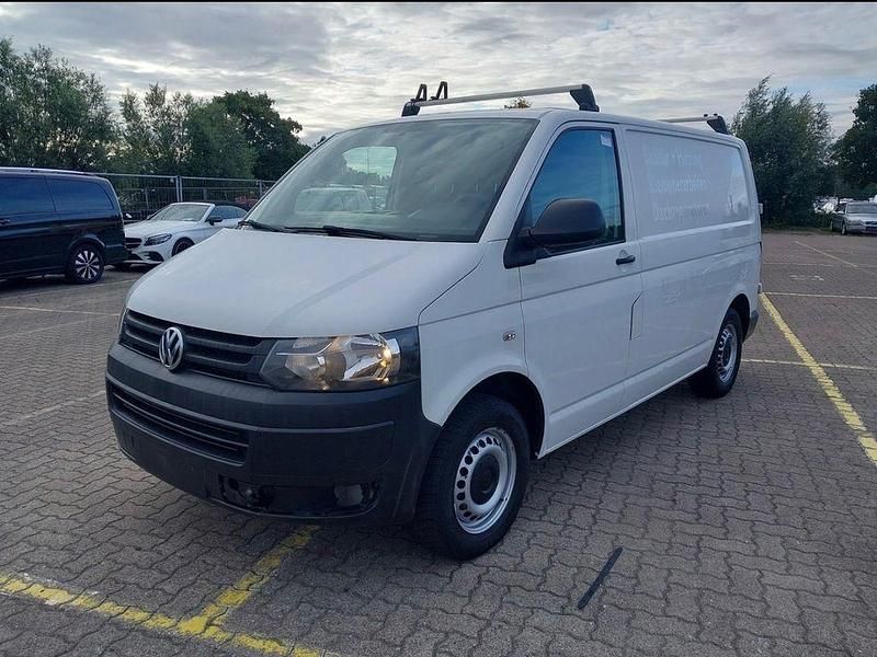 Weiß Gebraucht 2014 VW T5 Van | 13.750 € (Guter Preis) - Bild 1/4