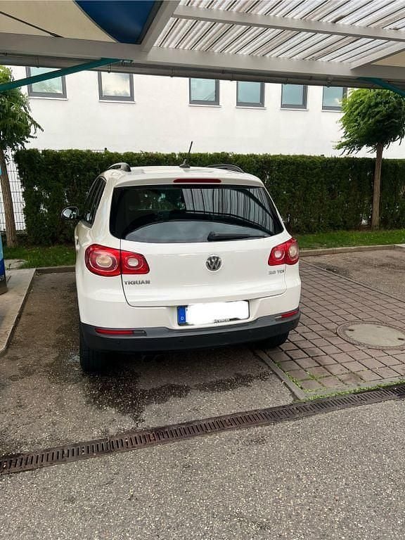 Weiß Gebraucht 2008 VW Tiguan Track & Field SUV | 4.500 € (Superpreis) - Bild 1/4
