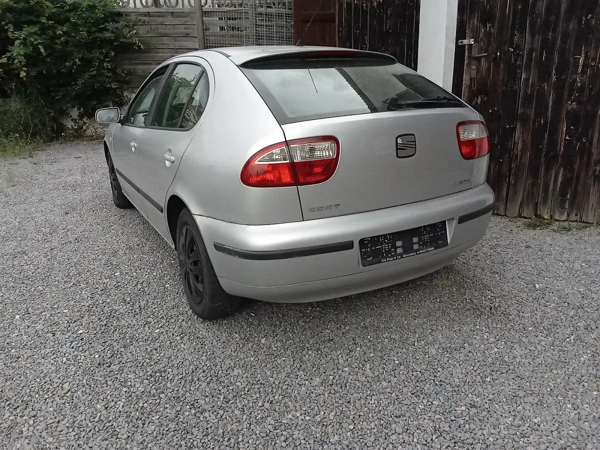 Gebraucht Seat Leon 109 PS (80 kW) 2003 Silber Kleinwagen
