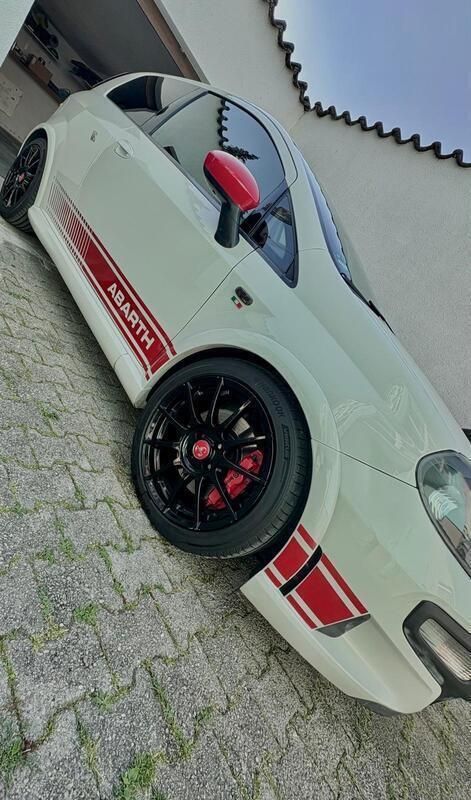 Weiß Gebraucht 2011 Abarth Punto Evo Kleinwagen | 10.300 € - Bild 1/4