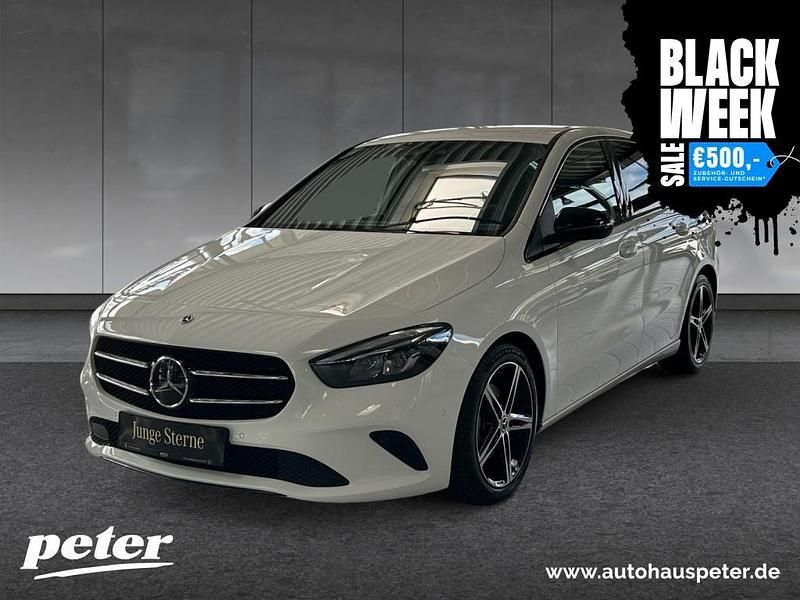 Weiß Gebraucht 2021 Mercedes B200 Progressive Van / Kleinbus | 22.810 € (Guter Preis) - Bild 1/4