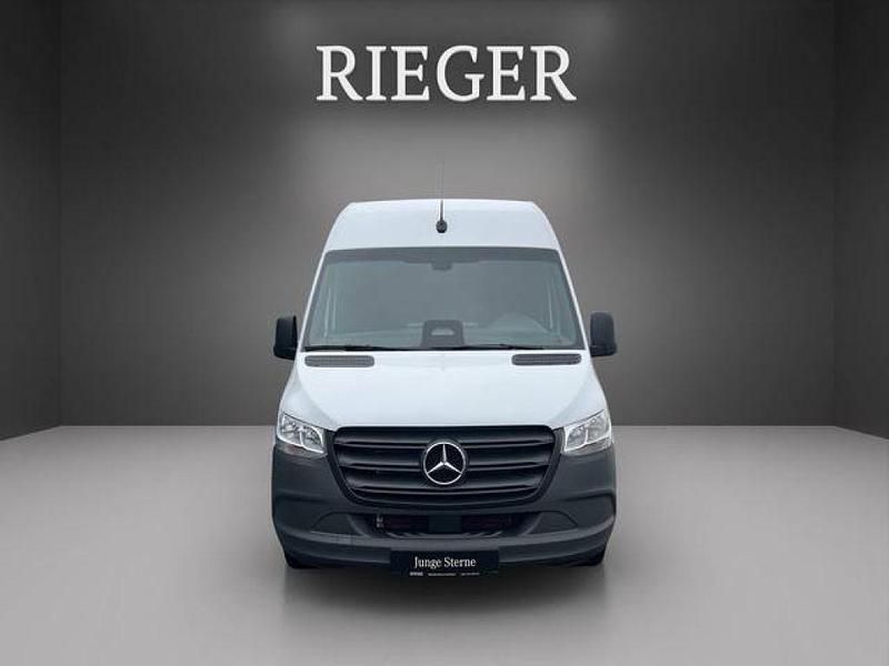 Gebraucht Mercedes Sprinter 170 PS (125 kW) 2025 Arktikweiß Van