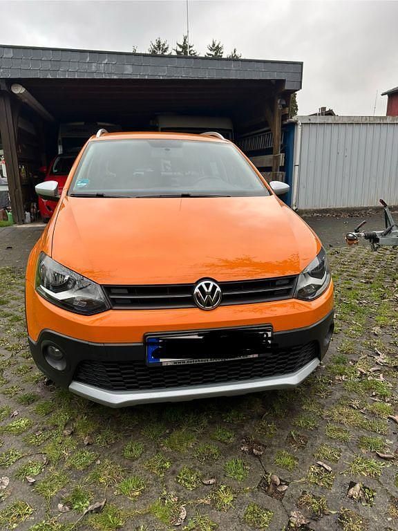 Orange Gebraucht 2010 VW Polo Cross Kleinwagen | 8.199 € (Fairer Preis) - Bild 1/4