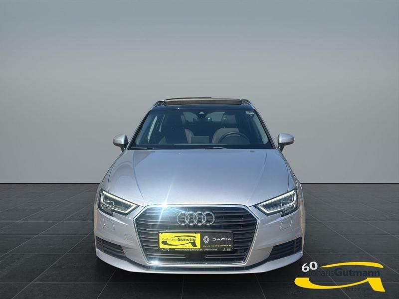 Gebraucht Audi A3 Basis 150 PS (110 kW) 2020 Florettsilber metallic Limousine