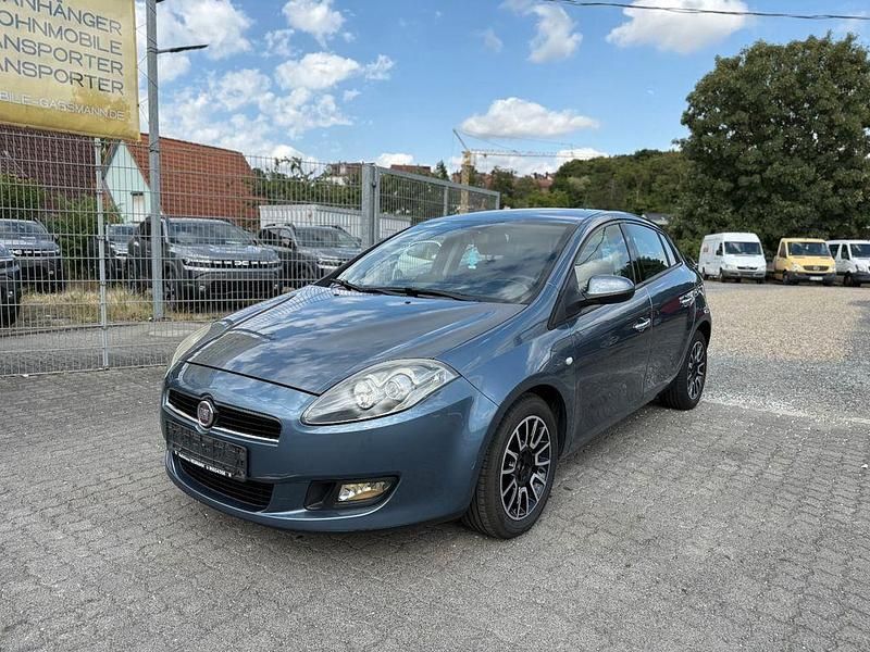 Blau Gebraucht 2012 Fiat Bravo Kleinwagen | 3.850 € (Fairer Preis) - Bild 1/4