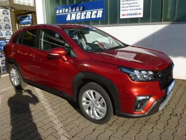 Rot metallic Gebraucht 2022 Suzuki SX4 S-Cross Comfort+ SUV | 26.900 € - Bild 1/4
