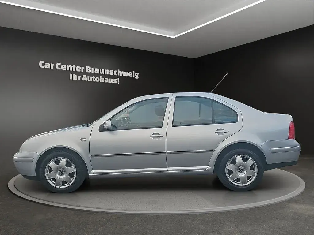 Gebraucht VW Bora Highline 102 PS (75 kW) 2003 Silber Limousine