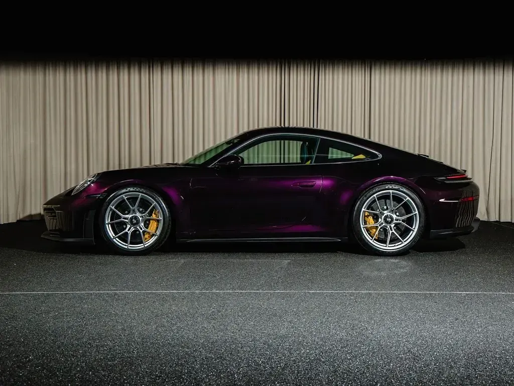 Neu Porsche 992 510 PS (375 kW) 2025 Violett