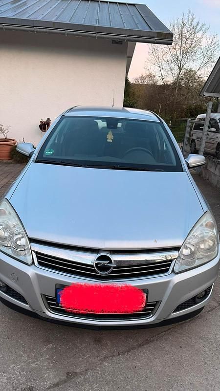 Gebraucht Opel Astra 115 PS (84 kW) 2009 Silber Kombi