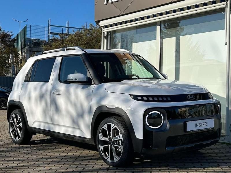 Gebraucht Hyundai Inster 85 kW (116 PS) 2025 Atlas white Kleinwagen