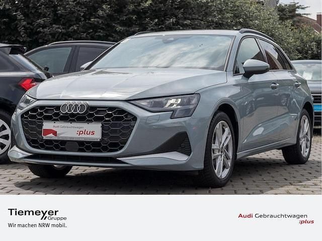 Pfeilgrau perleffekt Gebraucht 2025 Audi A3 Advanced Plus | 35.530 € (Fairer Preis) - Bild 1/4