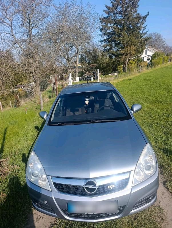 Gebraucht Opel Vectra 155 PS (114 kW) 2005 Grau Limousine