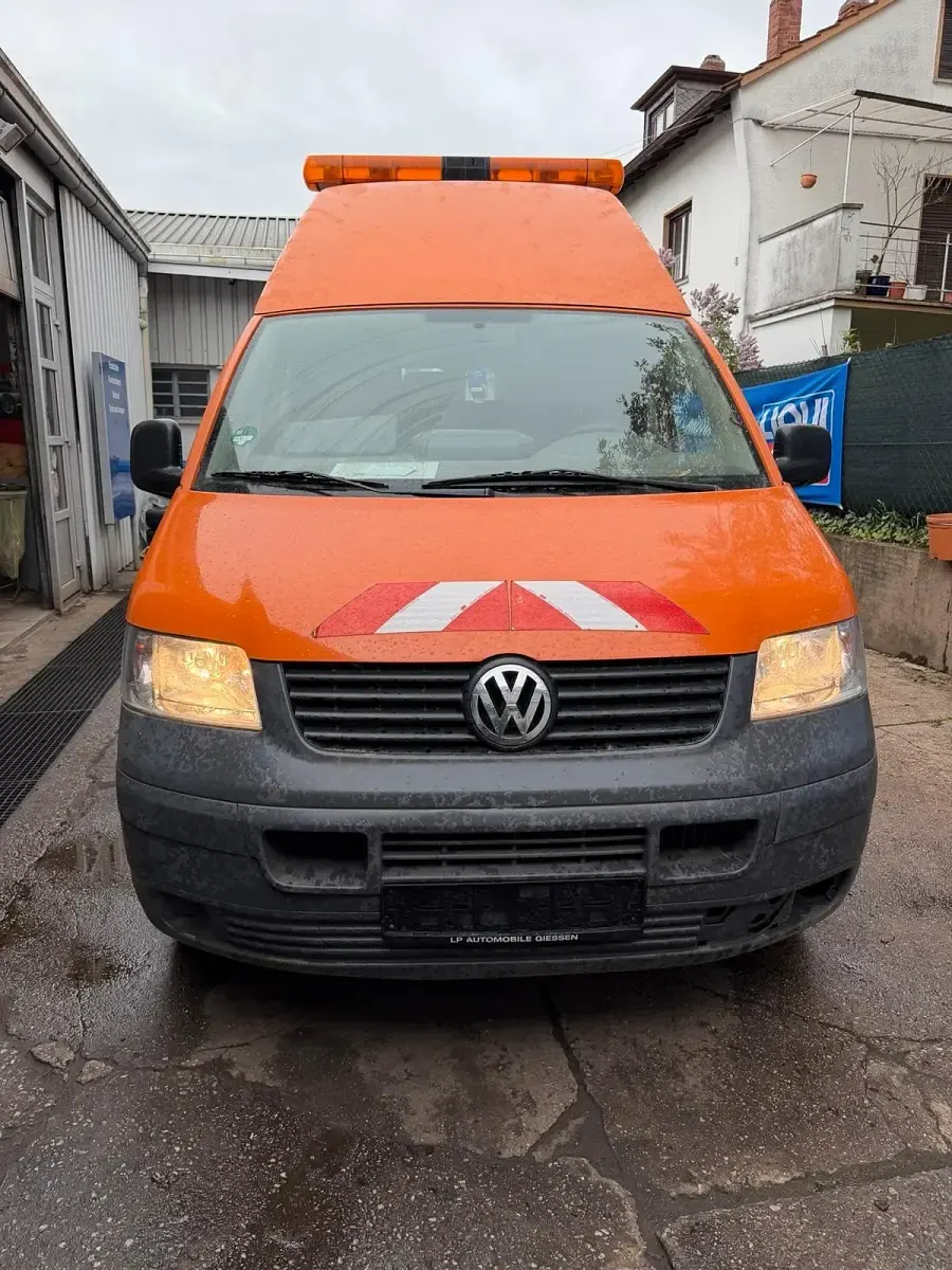 Używany VW Transporter 174 KM (127 kW) 2009 Pomarańczowy Van