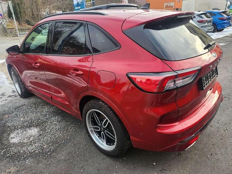 Gebraucht Ford Kuga ST-Line X 152 PS (111 kW) 2021 Lucidrot metallic SUV