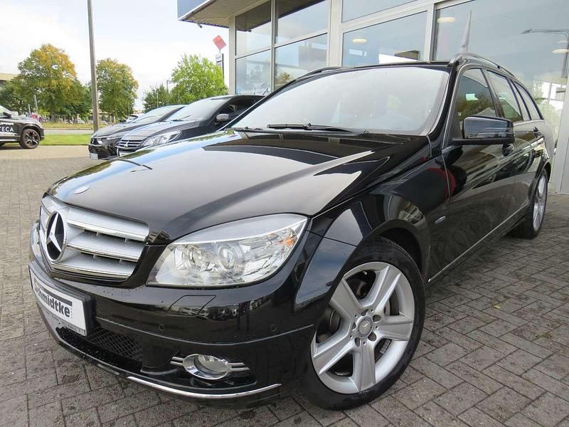 Obsidianschwarz Gebraucht 2009 Mercedes C250 Kombi | 11.690 € (Teuer) - Bild 1/4