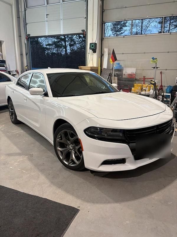 Gebraucht Dodge Charger 296 PS (217 kW) 2016 Weiß Limousine